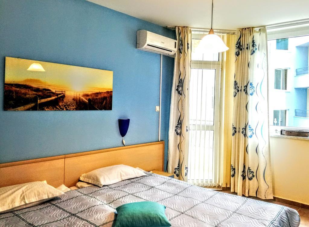 Luxury Breeze Apartment Sunny Beach Esterno foto